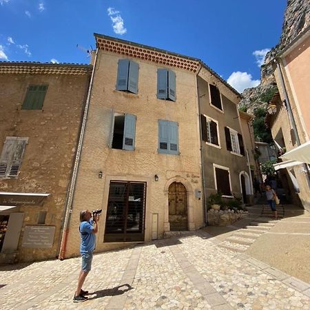 La Bonne Etoile - The Good Star Apartamento Moustiers-Sainte-Marie Exterior foto