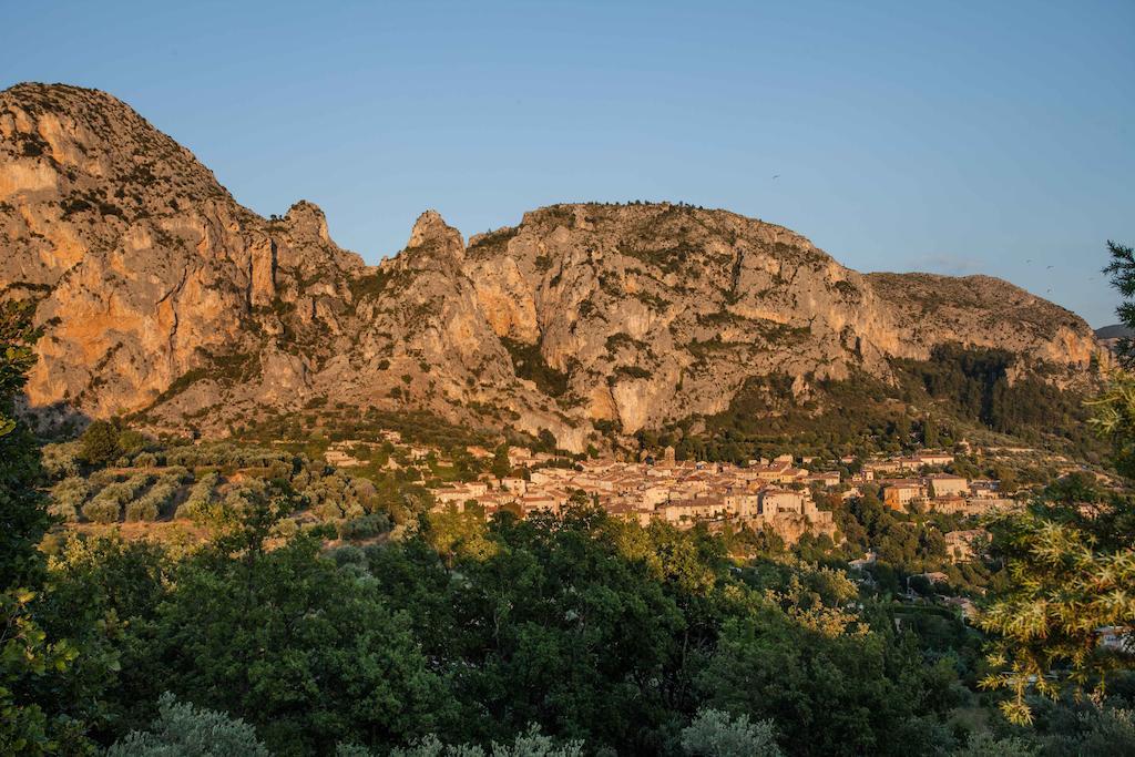 La Bonne Etoile - The Good Star Apartamento Moustiers-Sainte-Marie Quarto foto