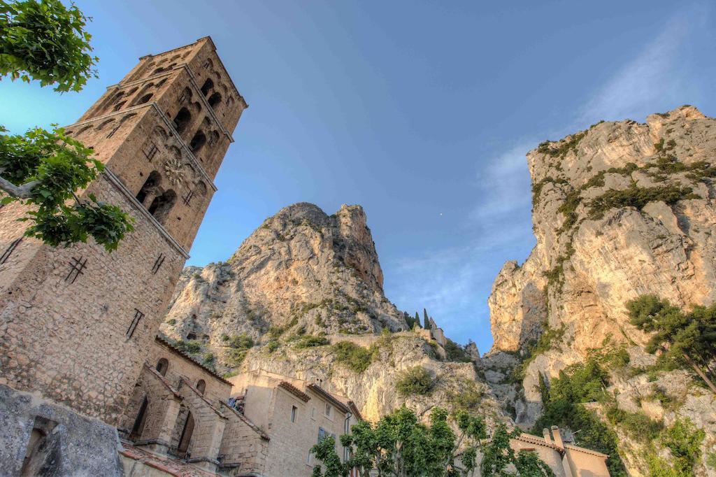 La Bonne Etoile - The Good Star Apartamento Moustiers-Sainte-Marie Quarto foto